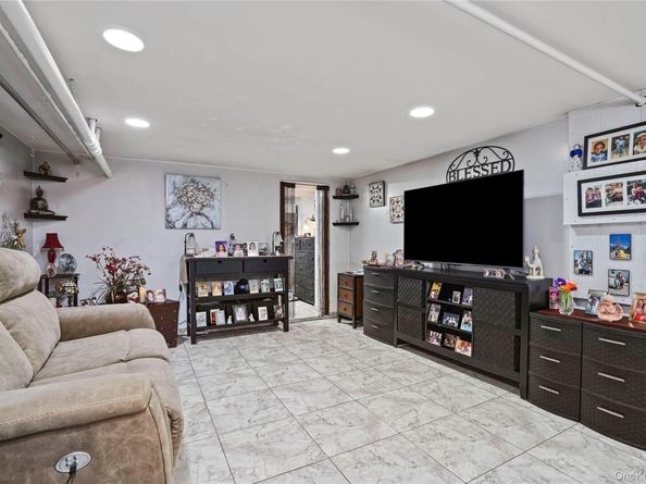 48 Gotham Avenue, Brooklyn NY 11229