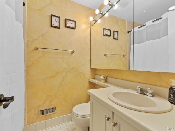 242-25A Oak Park Drive, Douglaston NY 11362