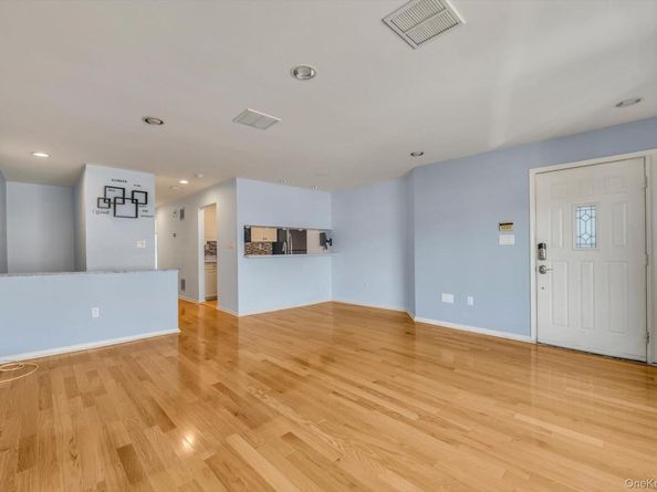 242-25A Oak Park Drive, Douglaston NY 11362