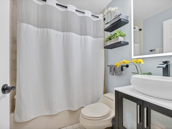 242-25A Oak Park Drive, Douglaston NY 11362