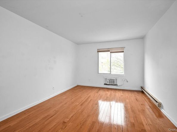 210-18 23rd Avenue, Bayside NY 11360