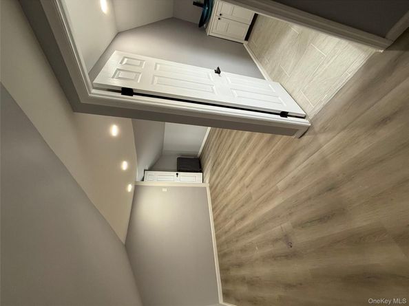 60 Gotham Avenue, Elmont NY 11003