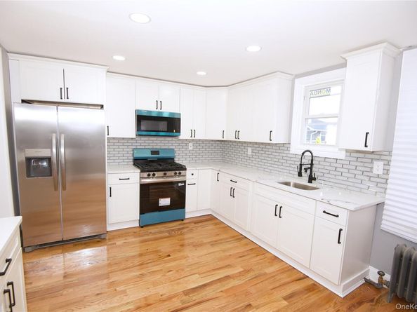 60 Gotham Avenue, Elmont NY 11003