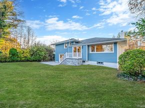 64 Hedgerow Lane, Jericho NY 11753