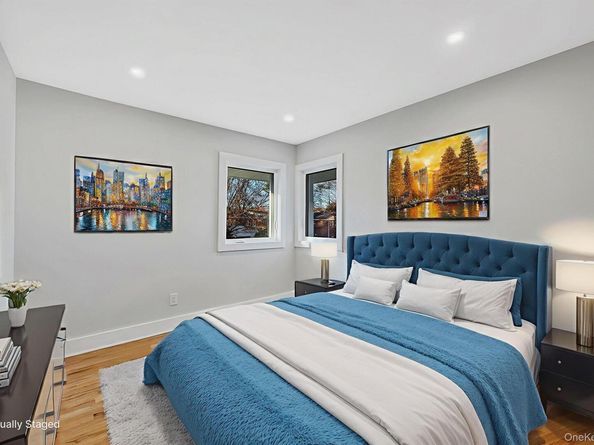 64 Hedgerow Lane, Jericho NY 11753