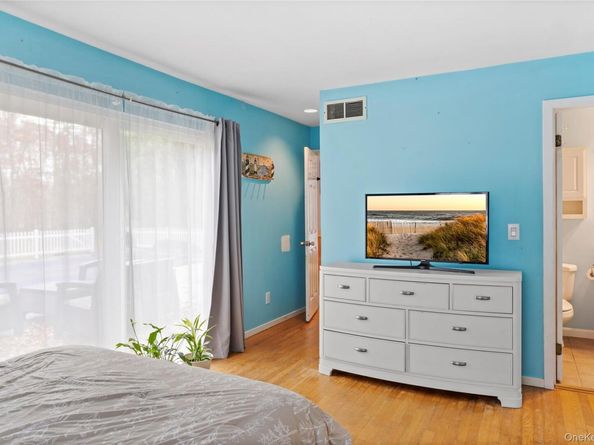 107 Spinney Road, East Quogue NY 11942