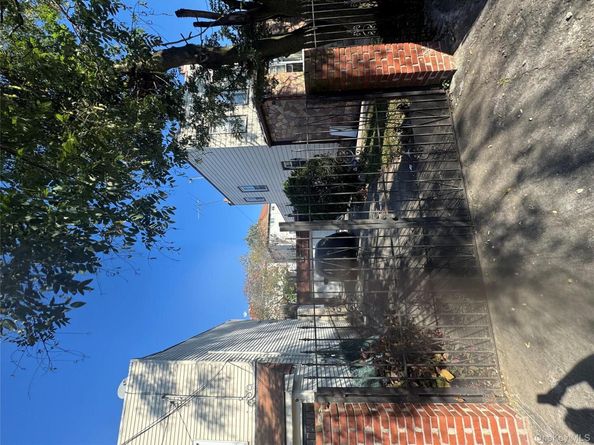 665 Varkens Hook Road, Brooklyn NY 11236