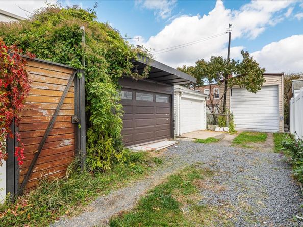 61-06 60th Drive, Maspeth NY 11378