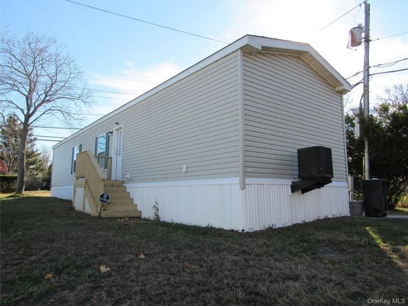 1964-109 River Road, Calverton NY 11933