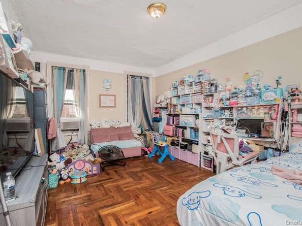 3230 Cruger Avenue 7 Units, Bronx NY 10467