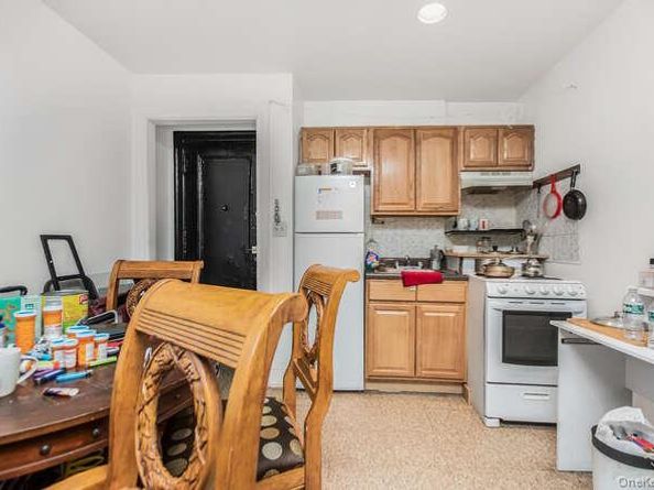 3230 Cruger Avenue 7 Units, Bronx NY 10467