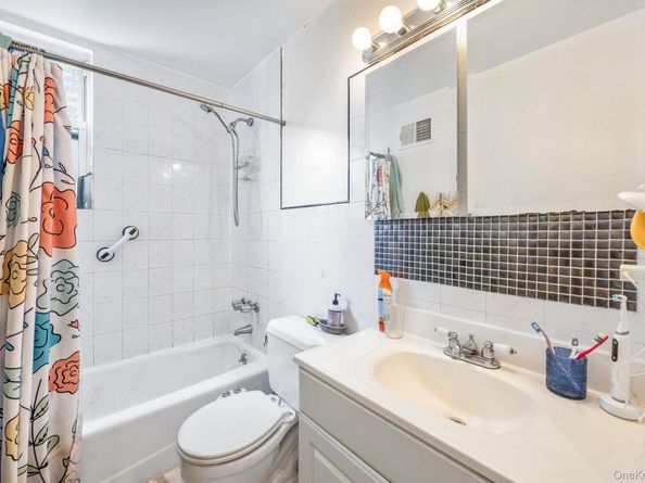 188 N 8th St Street, Brooklyn NY 11211