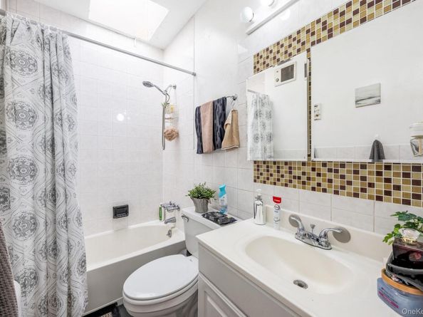 188 N 8th St Street, Brooklyn NY 11211