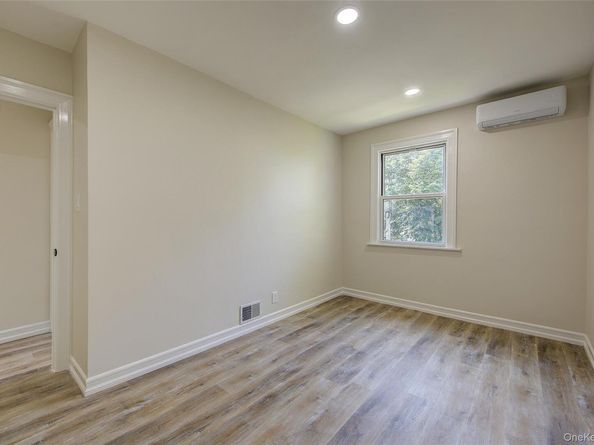 623 159th Street, Whitestone NY 11357