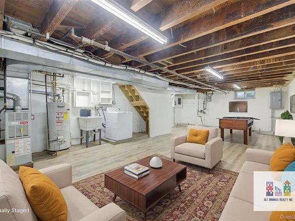 623 159th Street, Whitestone NY 11357