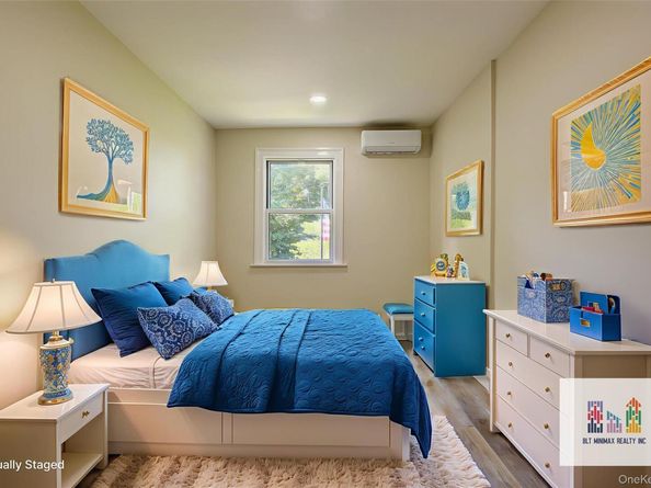 623 159th Street, Whitestone NY 11357