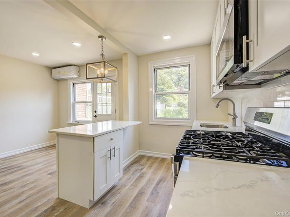 623 159th Street, Whitestone NY 11357