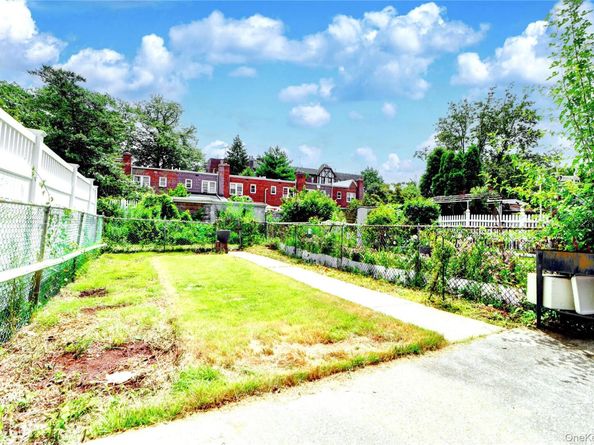 623 159th Street, Whitestone NY 11357