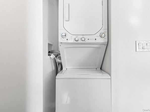 55 Newcomb Trail, Ridge NY 11961