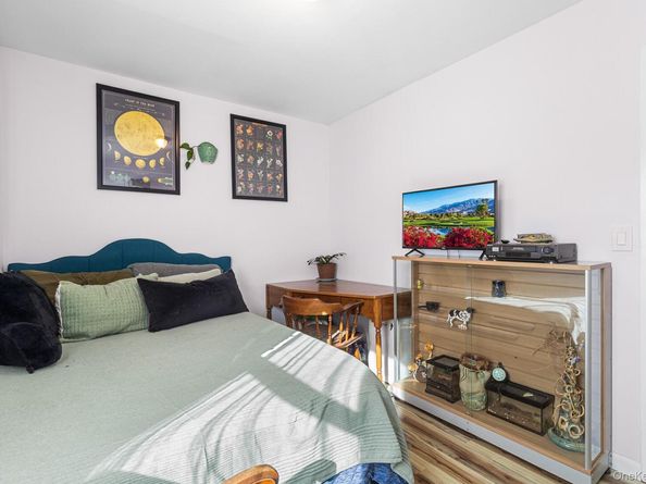 55 Newcomb Trail, Ridge NY 11961