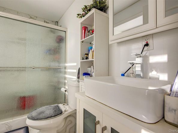 89-06 175th Street, Jamaica NY 11432