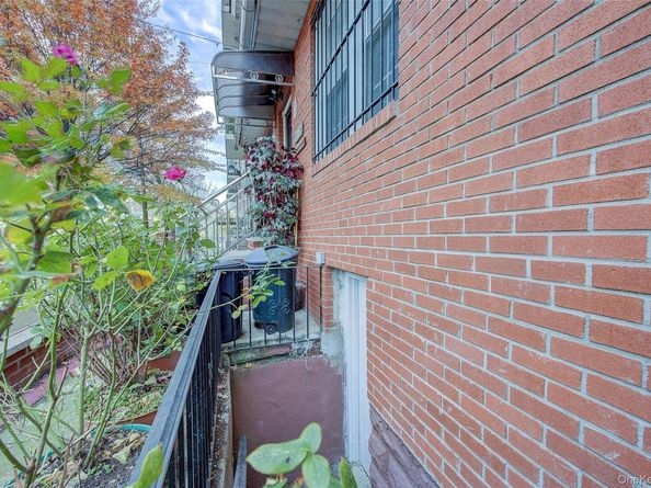 89-06 175th Street, Jamaica NY 11432