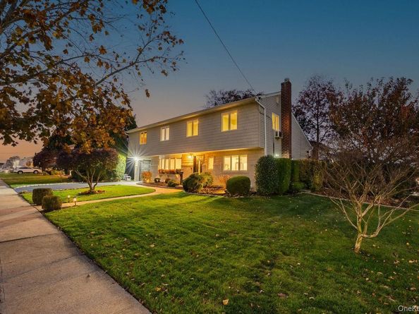 2545 Horace Court, Bellmore NY 11710