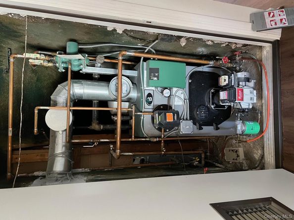 94 Sugar Maple Road, Levittown NY 11756