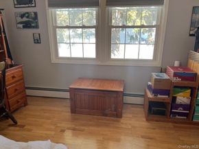 8 Royalston Lane, South Setauket NY 11720