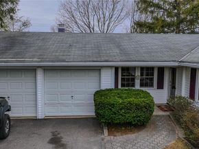 8 Royalston Lane, South Setauket NY 11720