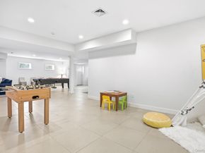 8 Wakefield Road, Scarsdale NY 10583