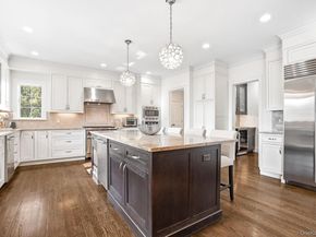 8 Wakefield Road, Scarsdale NY 10583