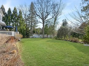 8 Wakefield Road, Scarsdale NY 10583