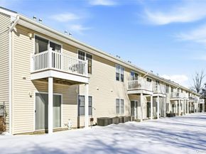 54 Morley Circle, Melville NY 11747