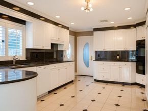 130 Wampum Lane, West Islip NY 11795