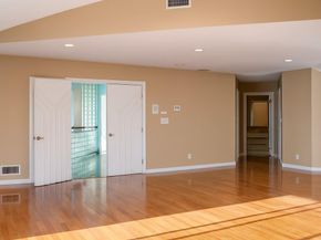 130 Wampum Lane, West Islip NY 11795