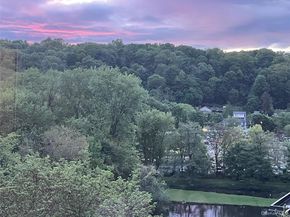 80 E Hartsdale 621, Hartsdale NY 10530