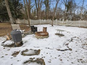 1 Tracklot Road, Nissequogue NY 11780