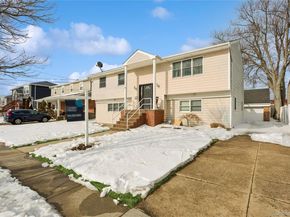 4274 Broadway, Island Park NY 11558