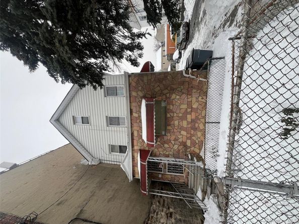 838 E 226 Th, Bronx NY 10466