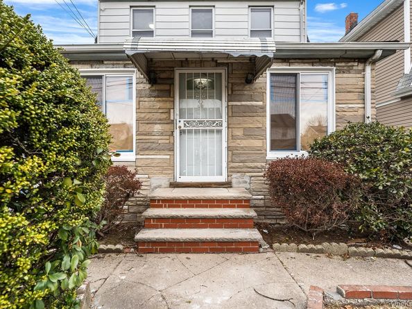 19125 115th Road, Saint Albans NY 11412