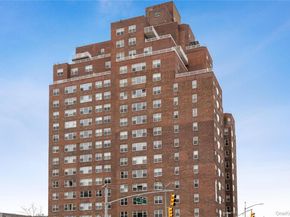 107- 40 Queens Boulevard PH1, Forest Hills NY 11375
