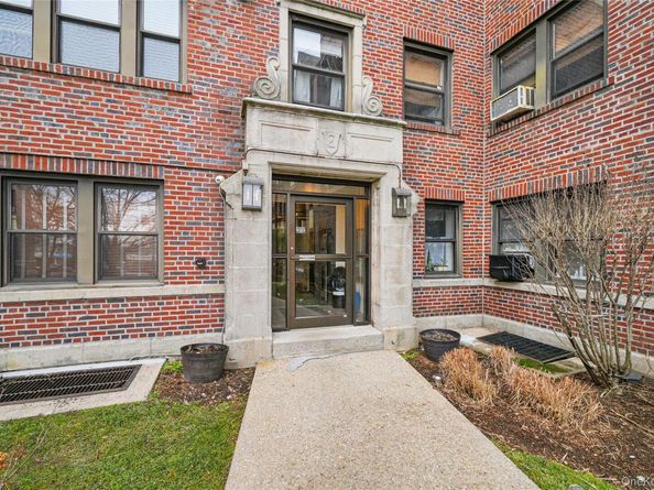 604 Tompkins Avenue E7, Mamaroneck NY 10543