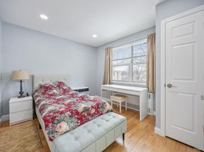 324 Post Avenue 8F, Westbury NY 11590