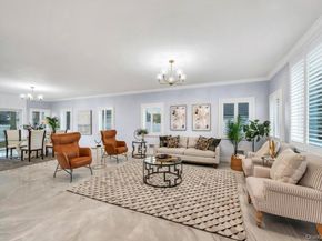 185 9th Street, Hicksville NY 11801