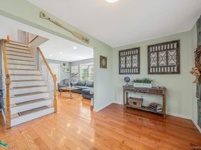 29 North Plaza, Amity Harbor NY 11701