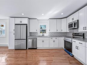 450 Munsell Road, East Patchogue NY 11772