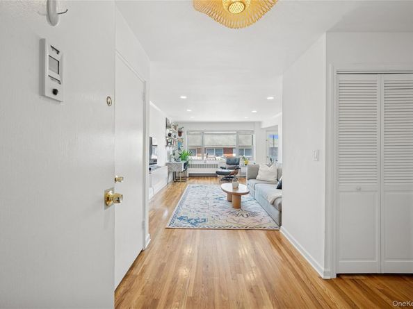 49 Maple Avenue 3A, Hastings-on-Hudson NY 10706