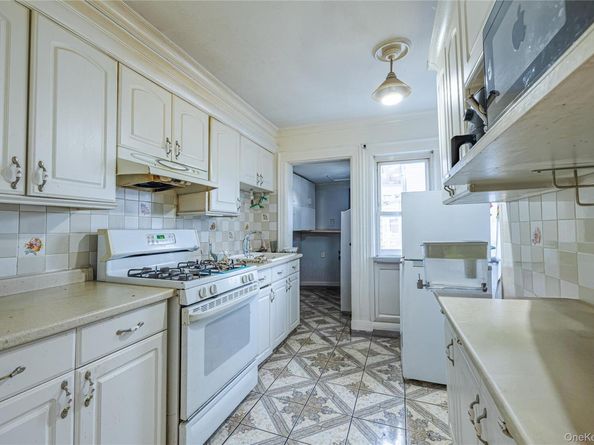 12406 111th Avenue, Richmond Hill NY 11420