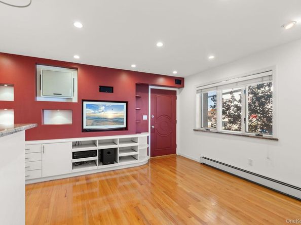 12208 23rd Avenue, College Point NY 11356